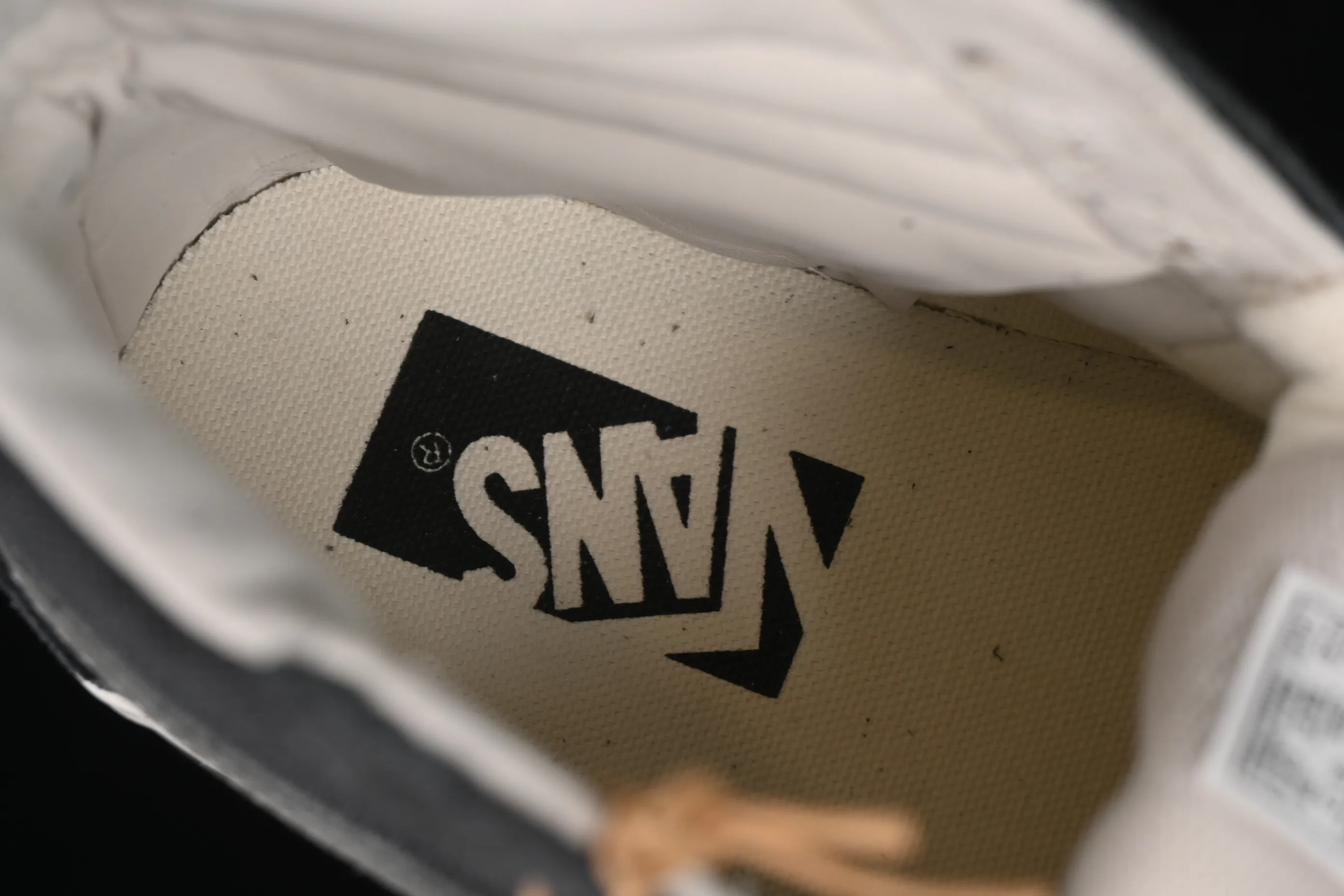 All categories Vans Vans series Vans Hi Vans high-top Notre x Vans Premium Sk8-Hi 38 Vans high-top casual sneakers VN000CR0RVN